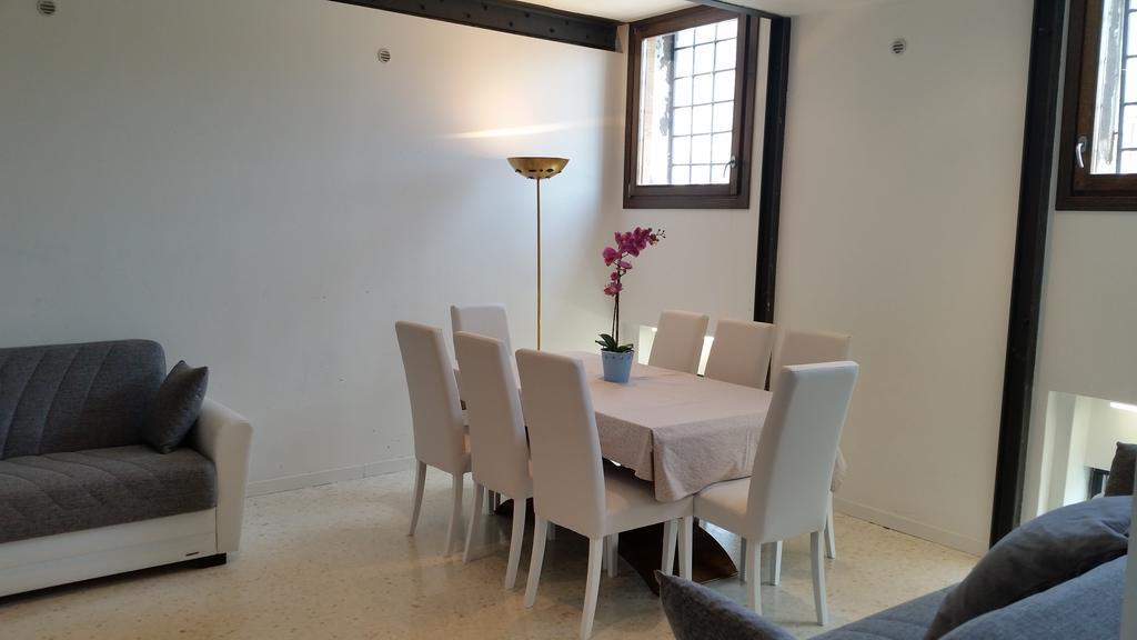 Elisabeth Waterfront Apartment Venice Exterior photo